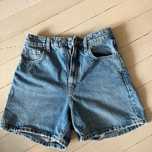Zara Jean Shorts Like New Size 2